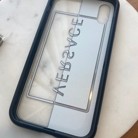 New 100% Authentic VERSACE Phone Cases for iPhone X and iPhone XS - Picture 6 of 7